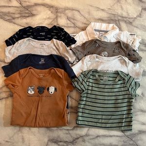Carter's Boys Bodysuits size 24m